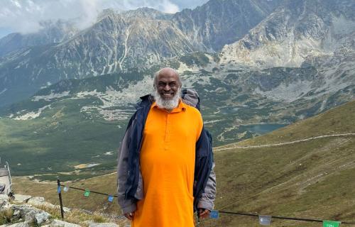 Swami Maheshvaranand 2025 Poland